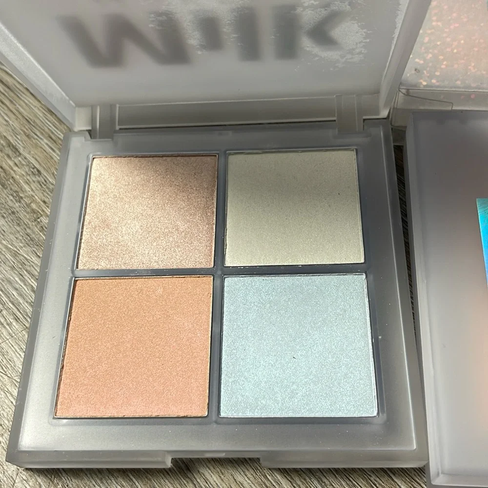 Milk Makeup Holographic Powder Quad Eyeshadow in Space Jam